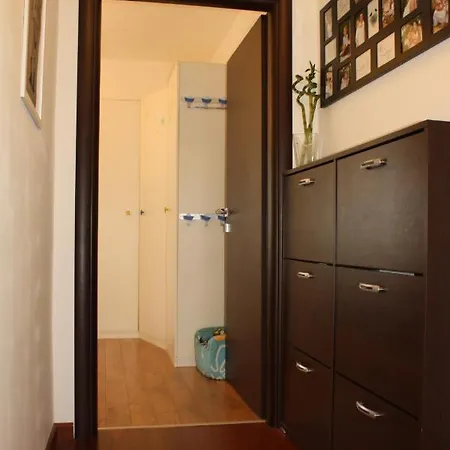 Apartment Family Apt Magnolia - Sea View - Garden - 3 Bedrooms - 2 Bathrooms - 5 Min Walk From *
