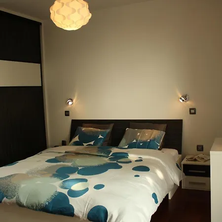Family Apt Magnolia - Sea View - Garden - 3 Bedrooms - 2 Bathrooms - 5 Min Walk From * Rijeka